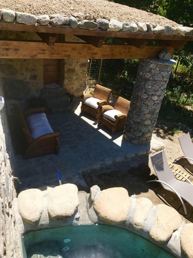 U Fragnu Guest House Omessa Exterior foto